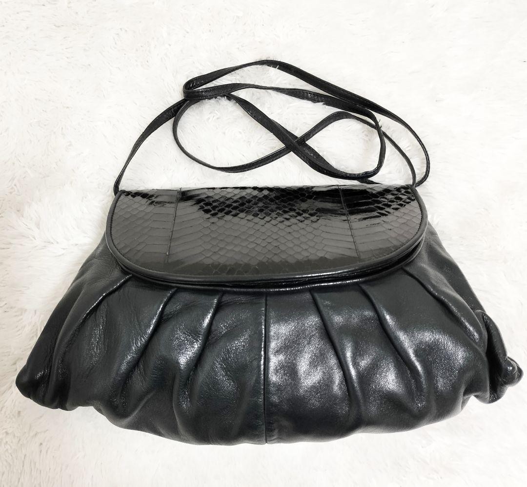 BALLY Shoulder Bag Pochette Python Embossing Blac… - image 3