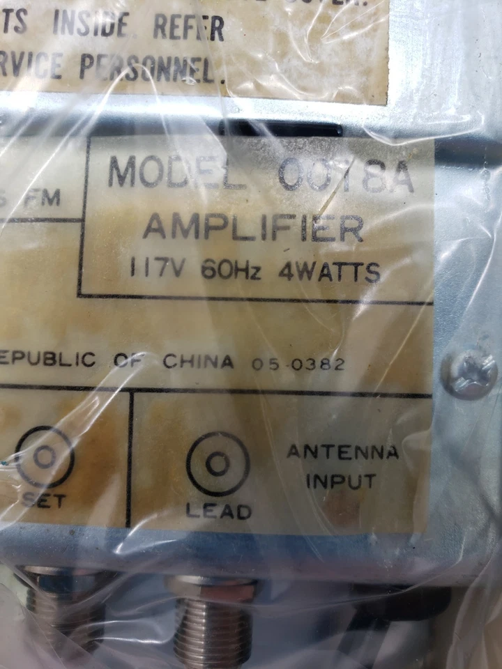 Vintage Channel Master Spartan Indoor Antenna Amplifier 5 Port Model 0018A - Image 4 of 4