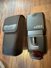 Canon Speedlite 430EX Shoe Mount Flash w/Case - Works Great Camera Accessory