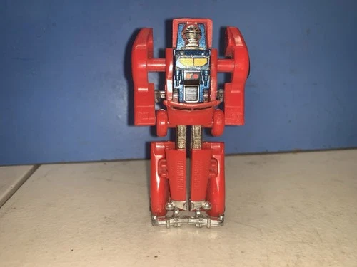 Good Knight GoBots Action Figure - Red Car - Vintage Bandai Japan 1984