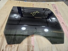 2013 Escalade Esv Lh Driver Rear Door Glass 15140721 13 2013 Escalade Esv Lh Driver Rear Door Glass 15140721 13