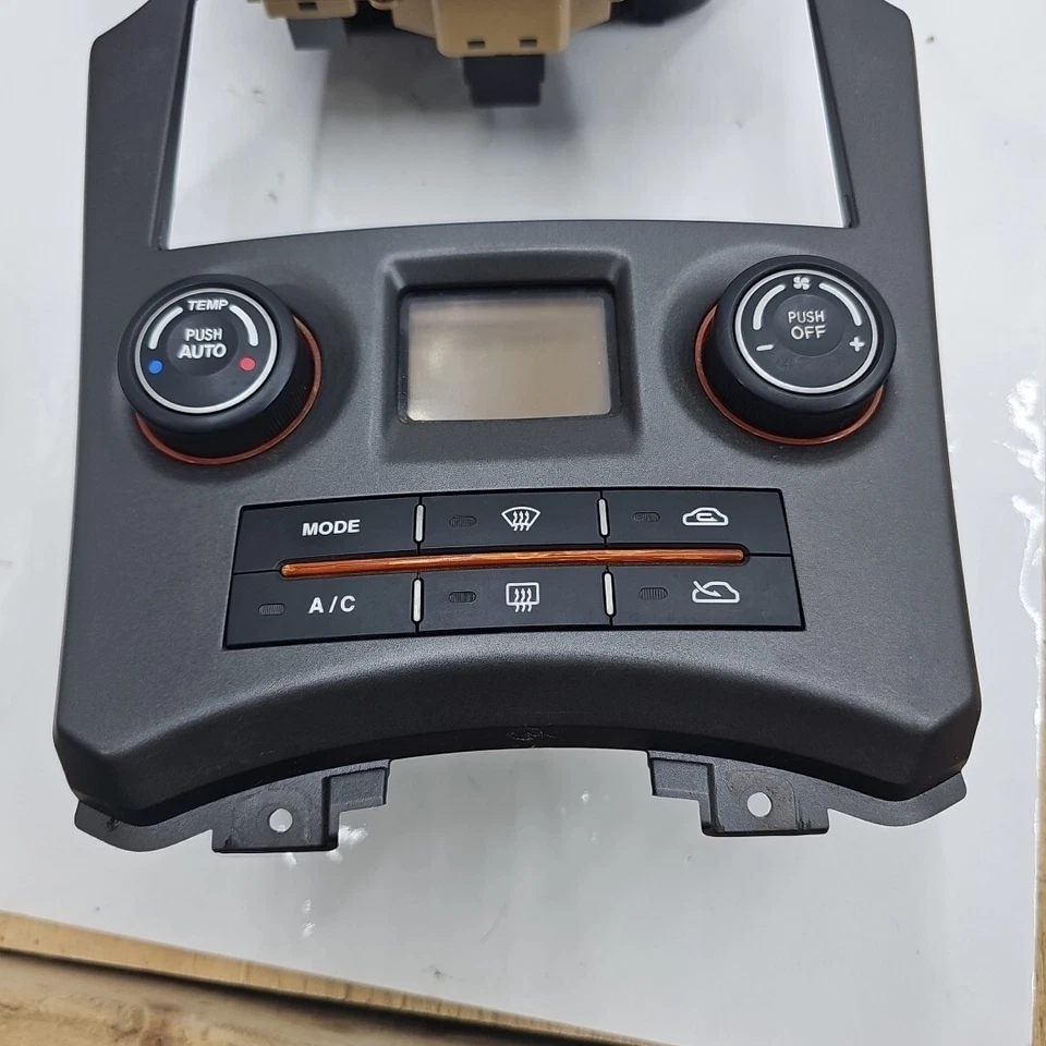 2007-2012 Kia Rondo Radio Stereo Temperature Climate Control  Dash Trim Bezel  - Image 2 of 4