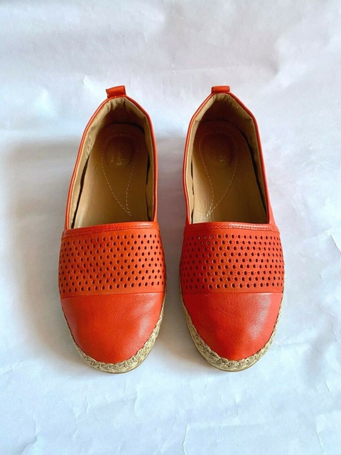 clarks orange shoes