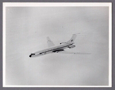 VICKERS VC10 XV102 RAF AIR SUPPORT COMMAND LARGE ORIGINAL VINTAGE MOD PHOTO 3
