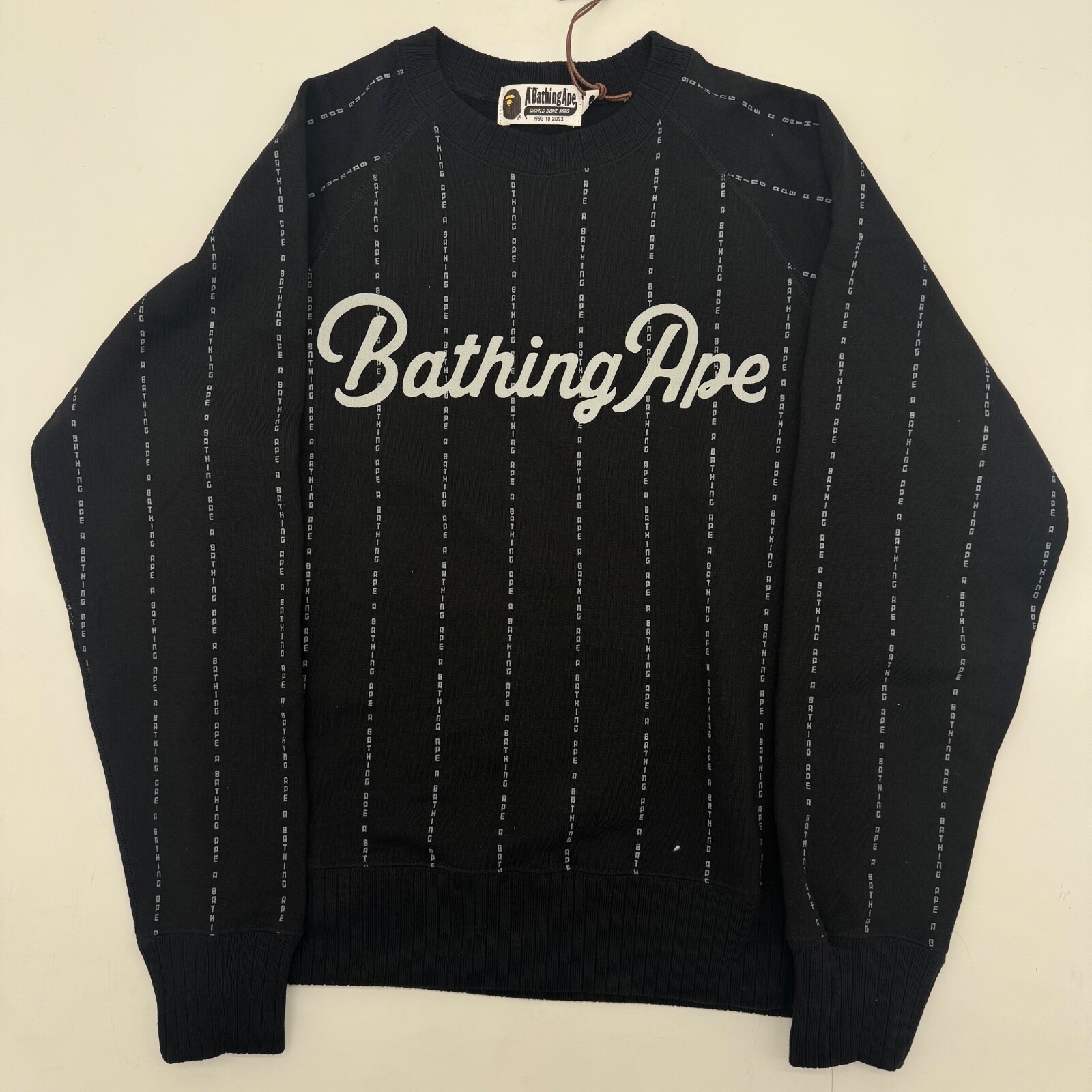 БЕЙП в текстовую полоску с круглым вырезом Черный бейсбольный мужской размер Small 38690₽