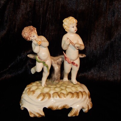 BASSANO Italian Porcelain Cherub PUTTI Figurine Italy Garden Capodiamonte Pair