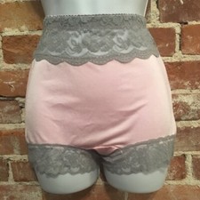 Rhonda Shear Pink  Grey Lace Trim Pin-Up Retro Style Panty Panties New