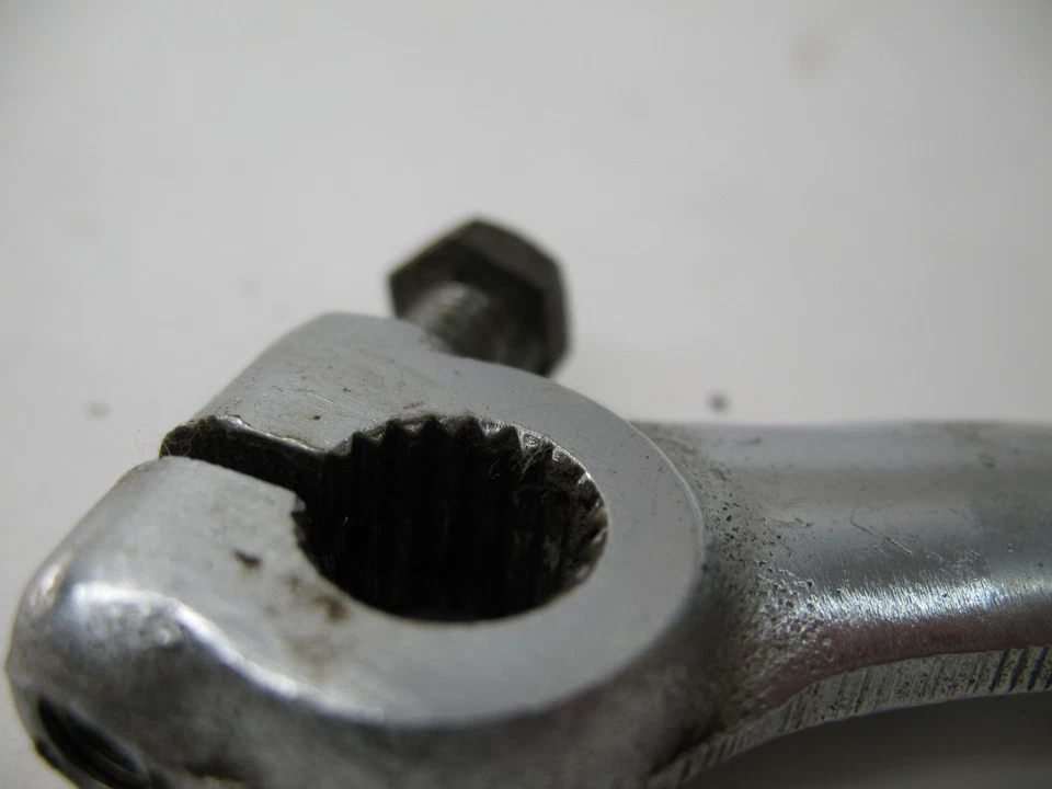 Kawasaki KS125 KS 125 1974 brazo de freno trasero 42029-030 Foto 3 de 4