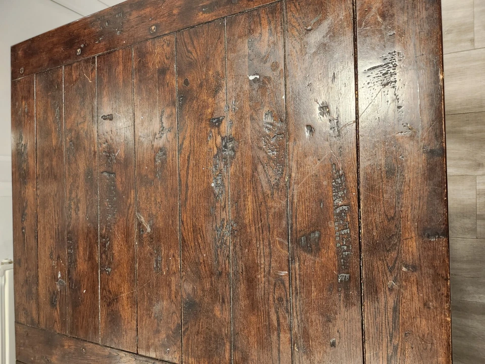 Handmade Rustic pine Dining Table and 4 dining chairs - Image 3 of 4