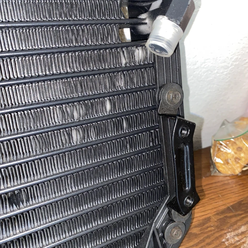 A/C Condenser Fit for Geo Prizm 1997-1994. Toyota Corolla 1997-1994. - Image 3 of 4