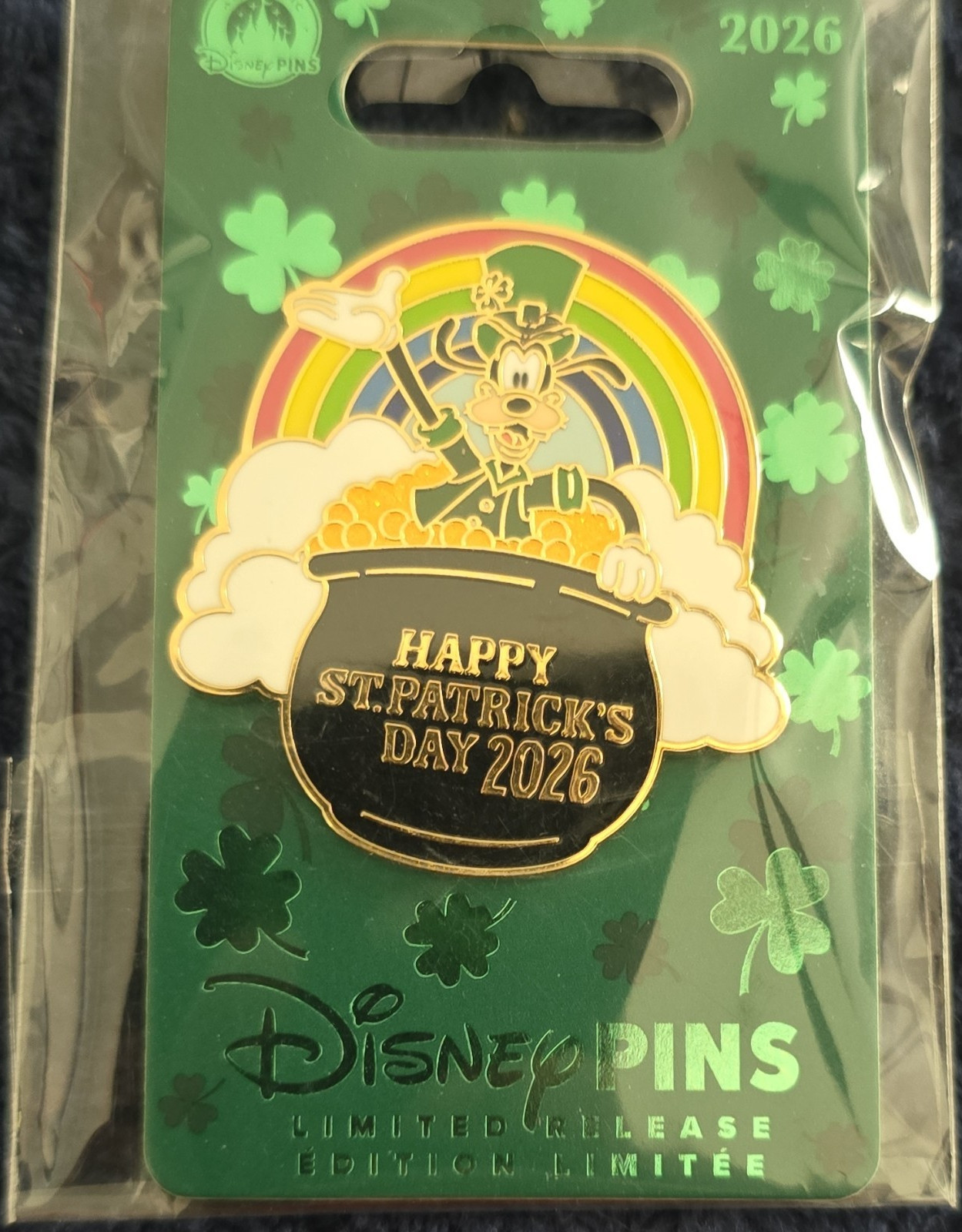 Disney Goofy St. Patrick's Day 2026 Limited Release Pin Rainbow Pot of Gold