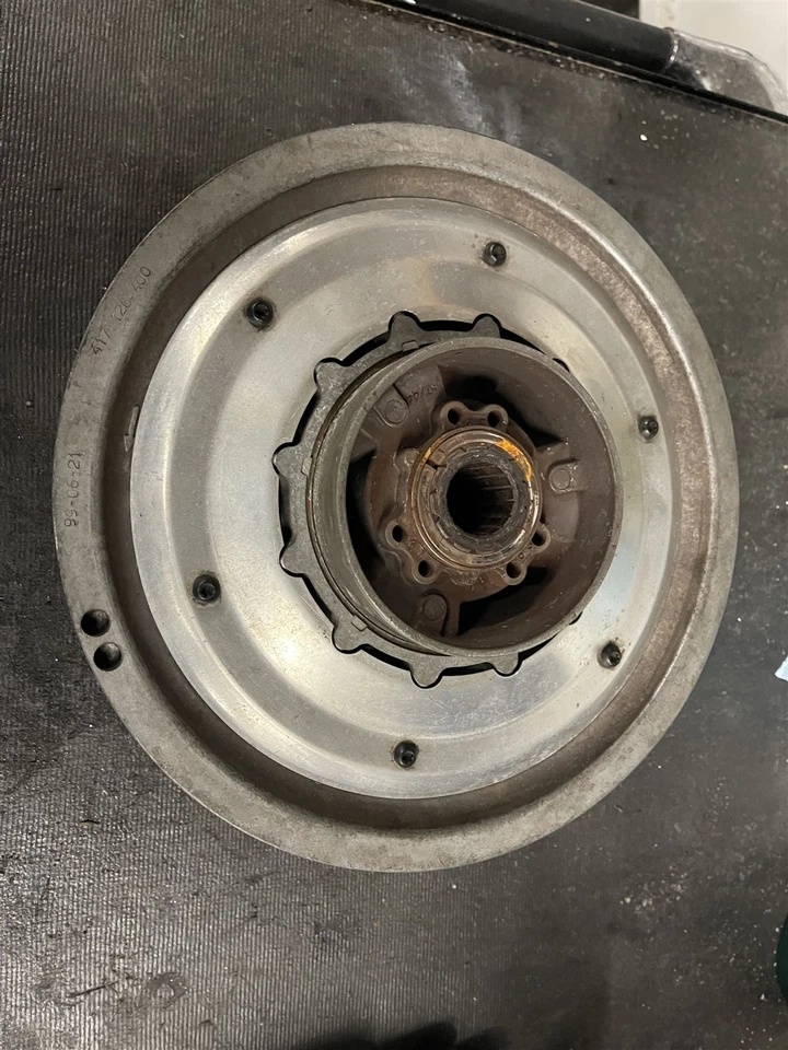 Embrague secundario Ski-Doo Mach Z 1000 SDI RT Renegade X Summit 05 06 OEM Foto 3 de 4