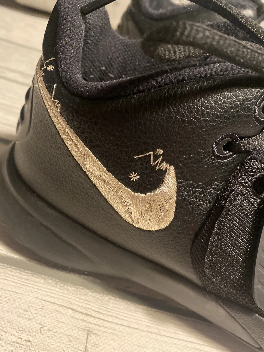 Kyrie flytrap metallic gold 2025