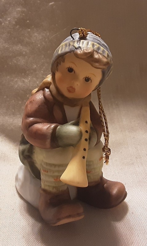 Vintage Berta Hummel Goebel Christmas Ornament A Song of Joy, set 17/96055