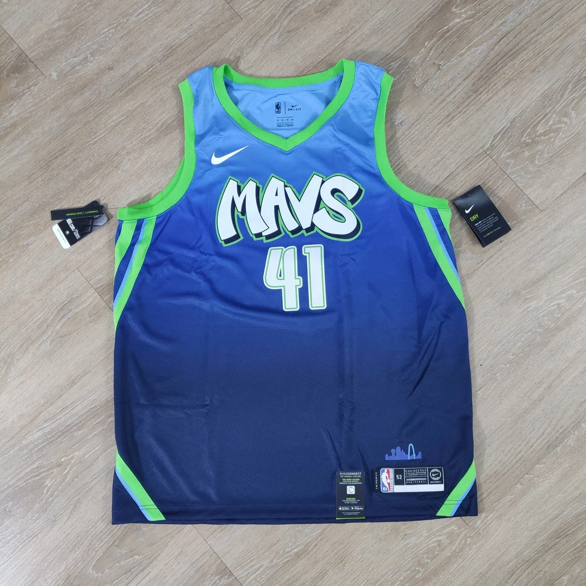 NWT Nike Dallas Mavericks Luka Doncic Swingman Jersey Size XL