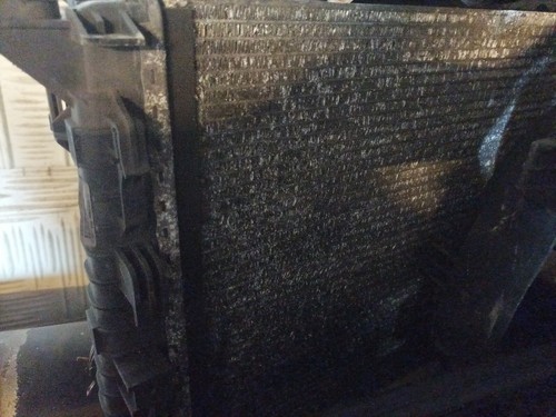 FORD FOCUS 2 1.6 TDCi  Kühler Wasserkühler 3M5H-8005-TL incl. Lüfter