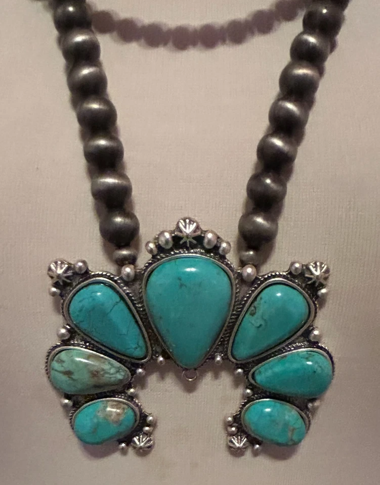 NUEVO precioso collar flor calabaza turquesa 4 hebras perlas peltre  Foto 2 de 3