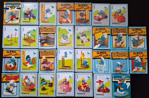 Schleich: LOT of 30 SUPER Smurf - NEW BOX (Smurf Puffi Smurf)