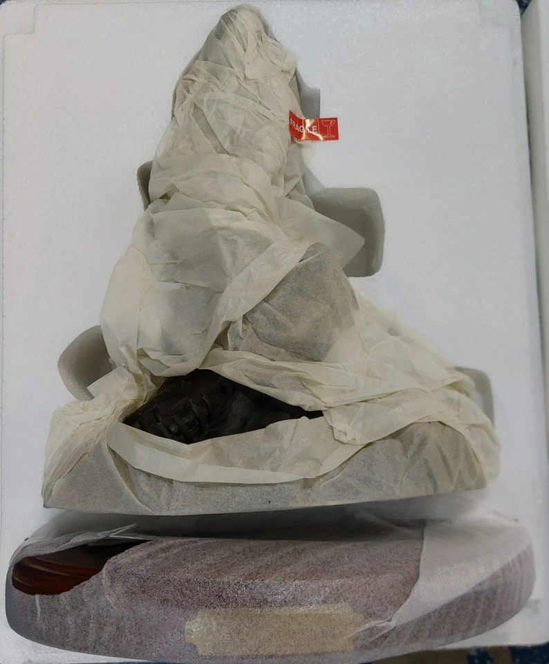 Estatua de porcelana fundida en frío Frazetta's Barbarian Moore Creations nueva en caja Foto 4 de 4