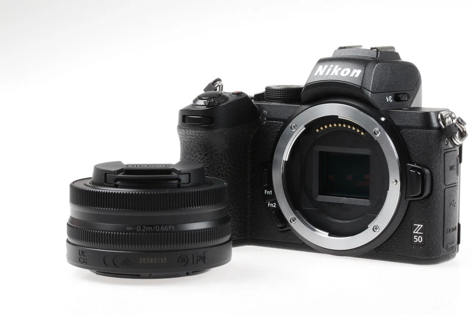 NIKON Z 50 mit DX 16-50mm f/3,5-6,3 VR - SNr: 6086076 - Bild 3 von 4