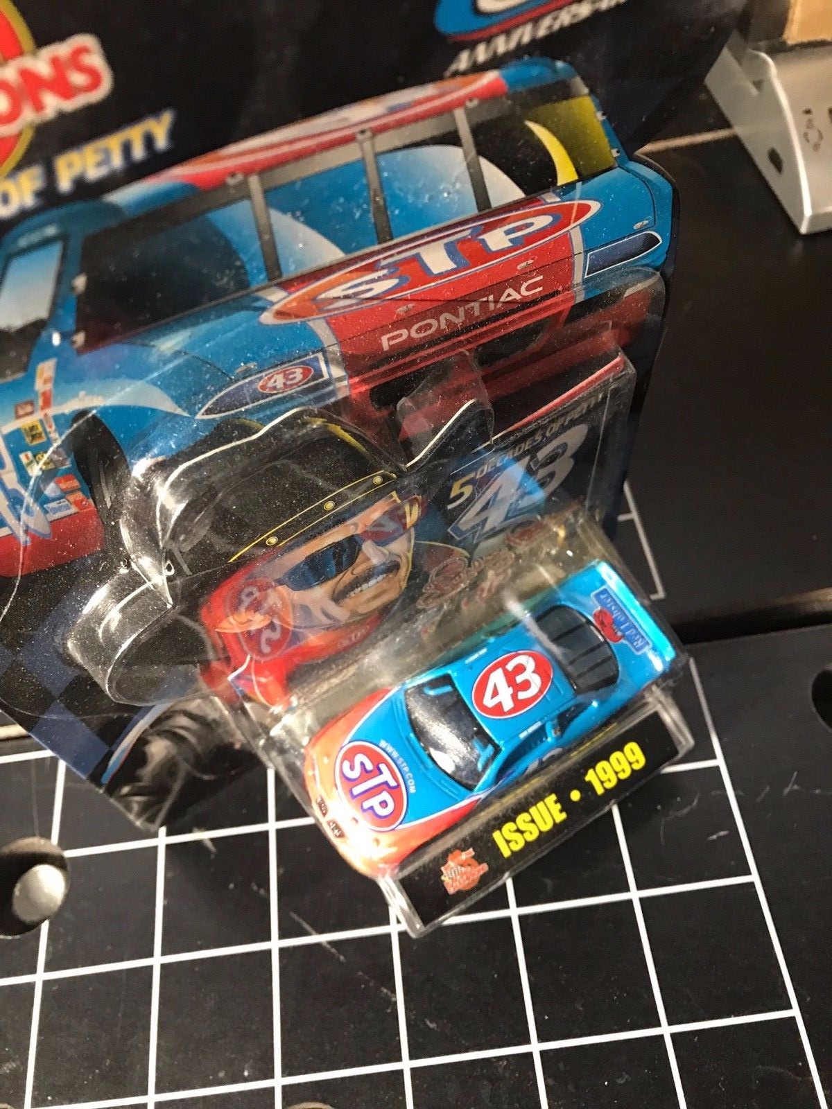 Picture 3 of 5