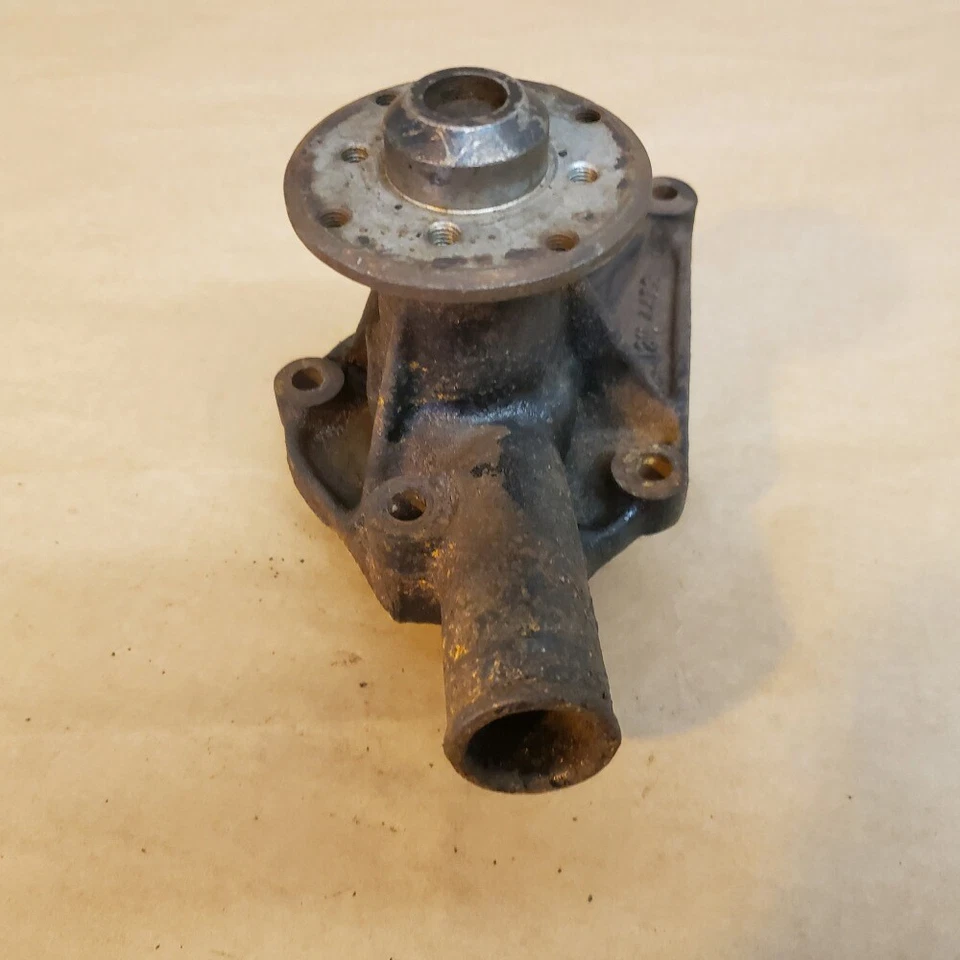 MG MGB 1974.5-1980 Original Engine Water Pump  12H4468 OEM - Image 4 of 4