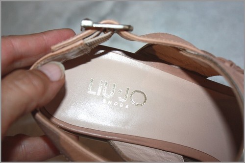 LIU JO Sandales à Franges Cuir Beige T 40 BON ETAT - Imagen 8 de 10