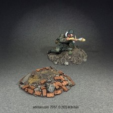 W Britain - "Panzerknacker" German Grenadier Waiting with Panzerfaust, 19 25157