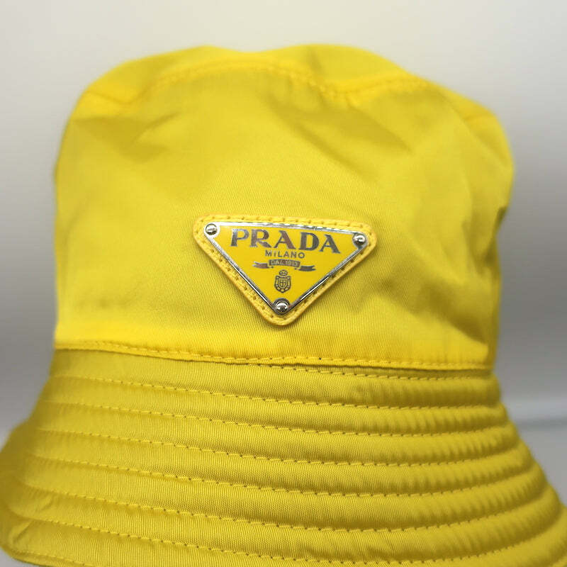 PRADA キャップ イエロー RE-NYLON M 新品未使用 三越伊勢丹 | PRADA/プラダ_Men通販 | Re-Nylon ベースボール