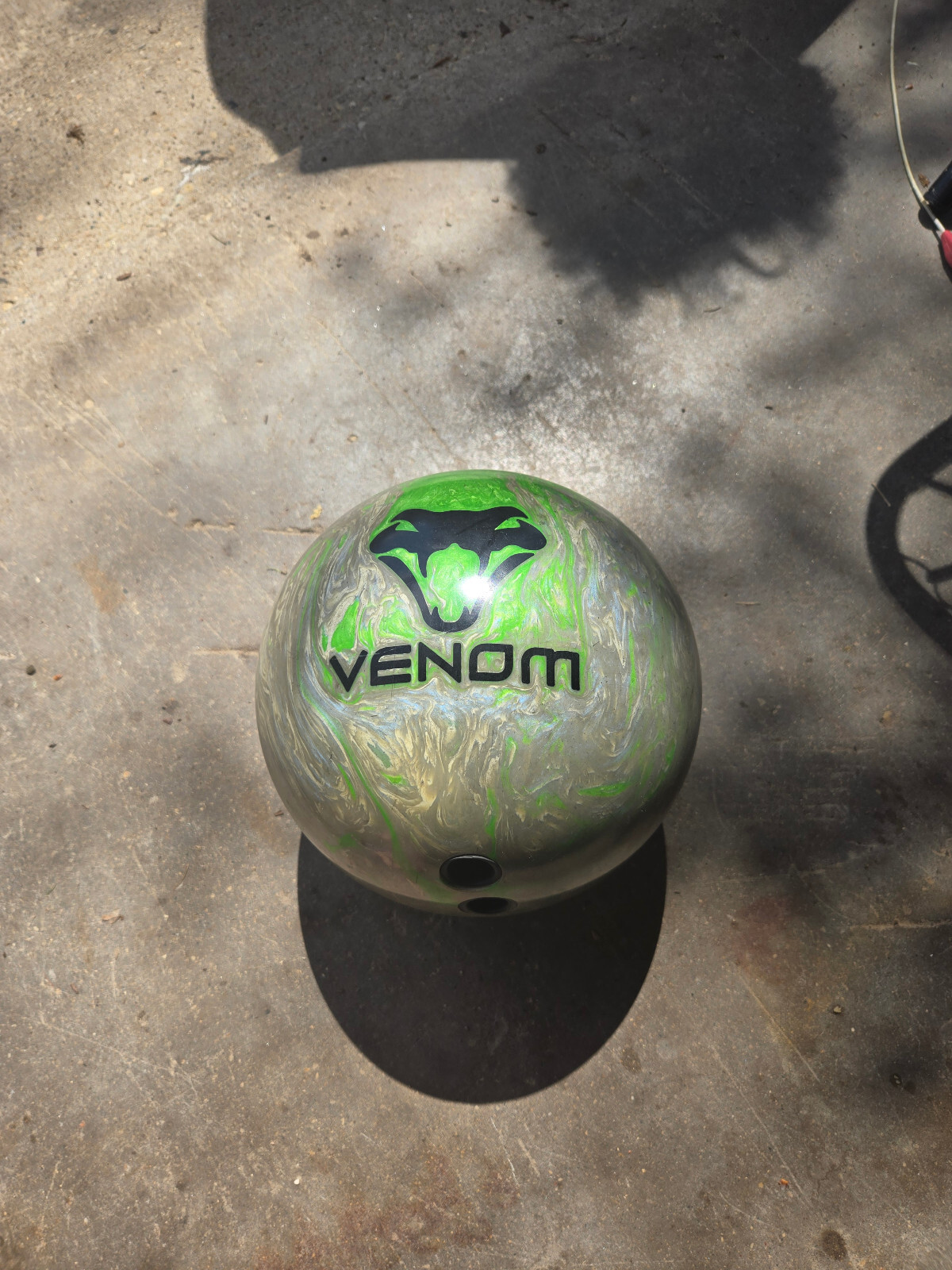 Motiv Fatal Venom 15# Used Bowling Ball ~ Plugged & Surfaced