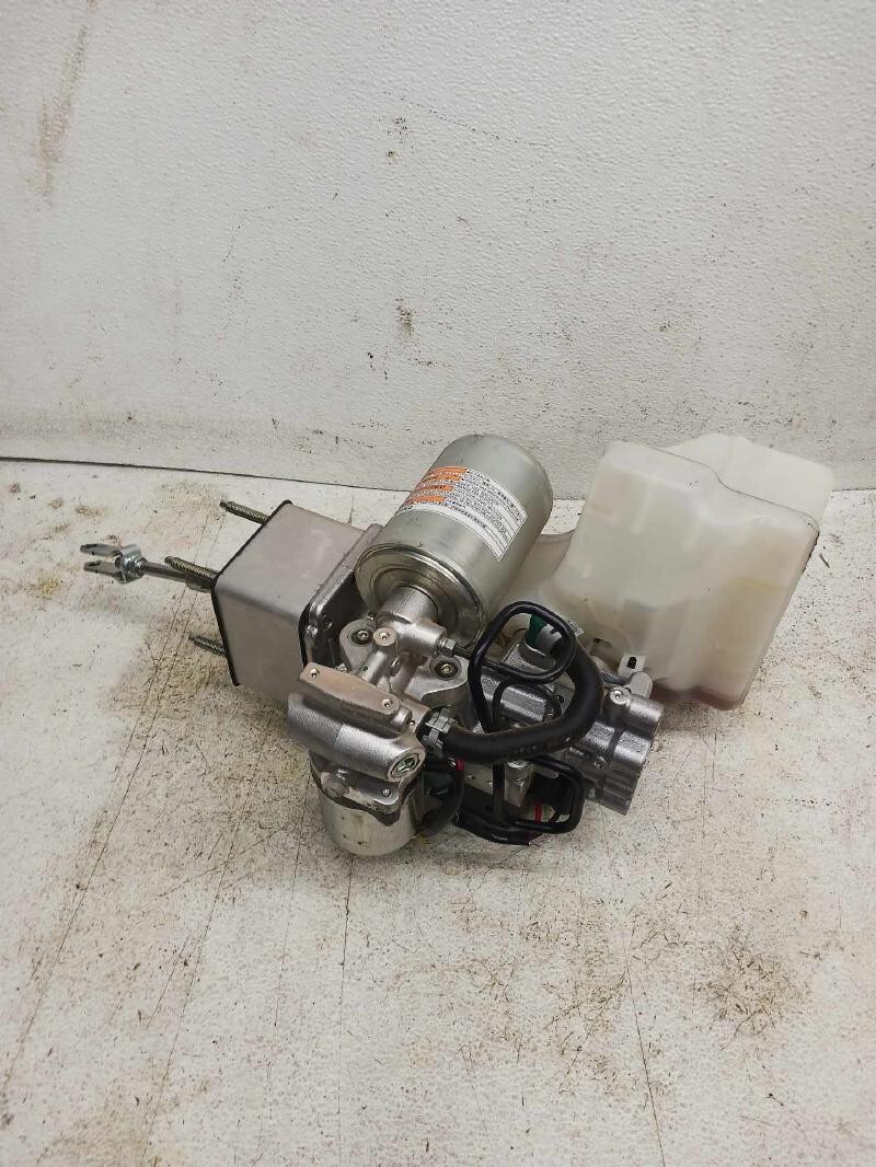 2020-2022 Nissan Frontier Brake Booster Pump Assembly OEM