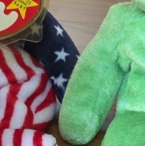 Ty Beanie Babies Glory Bear Plush USA American Flag Pattern Heart Swing Tag 2020
