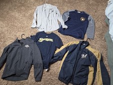 5 piece milwaukee brewer mens size medium lot of long and short sleeve shirts...