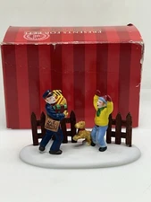 LEMAX  "Presents For Pete” Village Accessory In Original Box 1998 Caldor