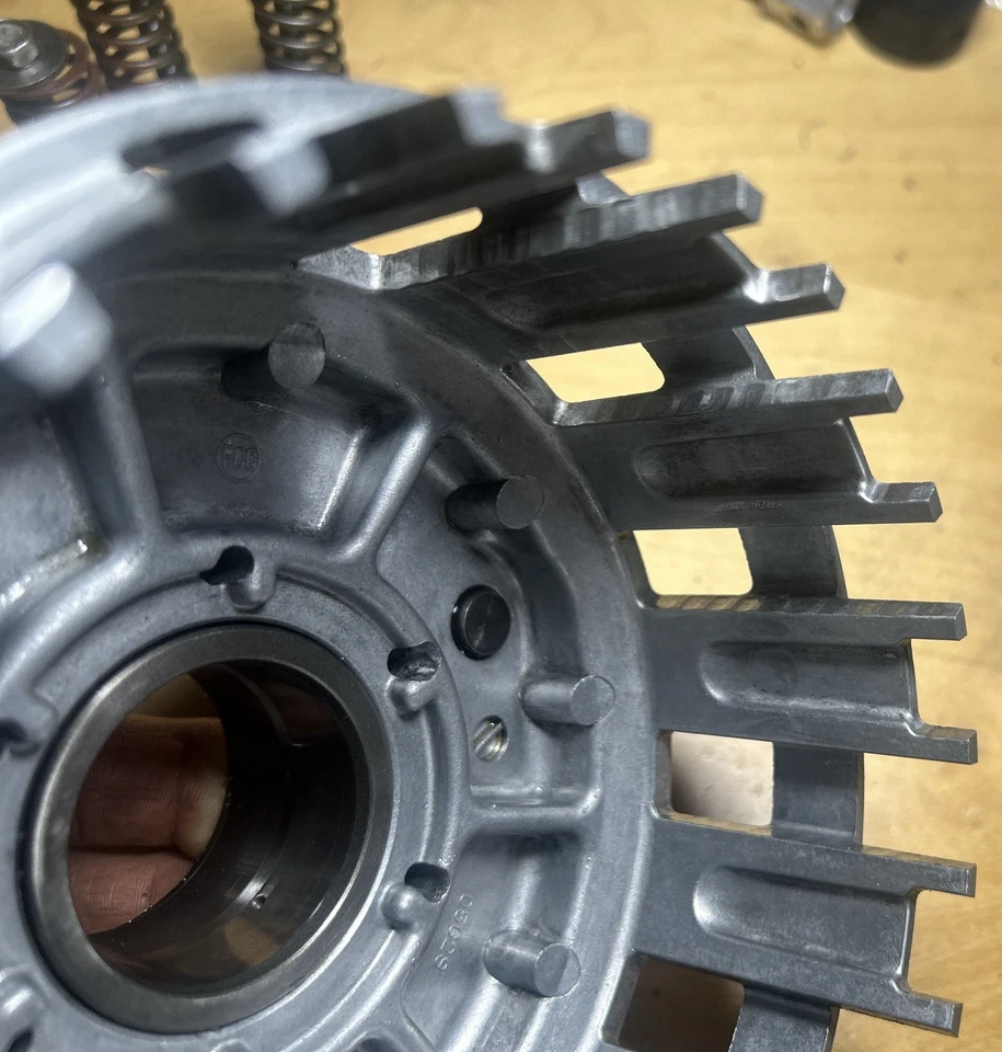 05-06 2005 2006 Suzuki GSXR1000 embrague completo y 2 juegos de discos Foto 4 de 4