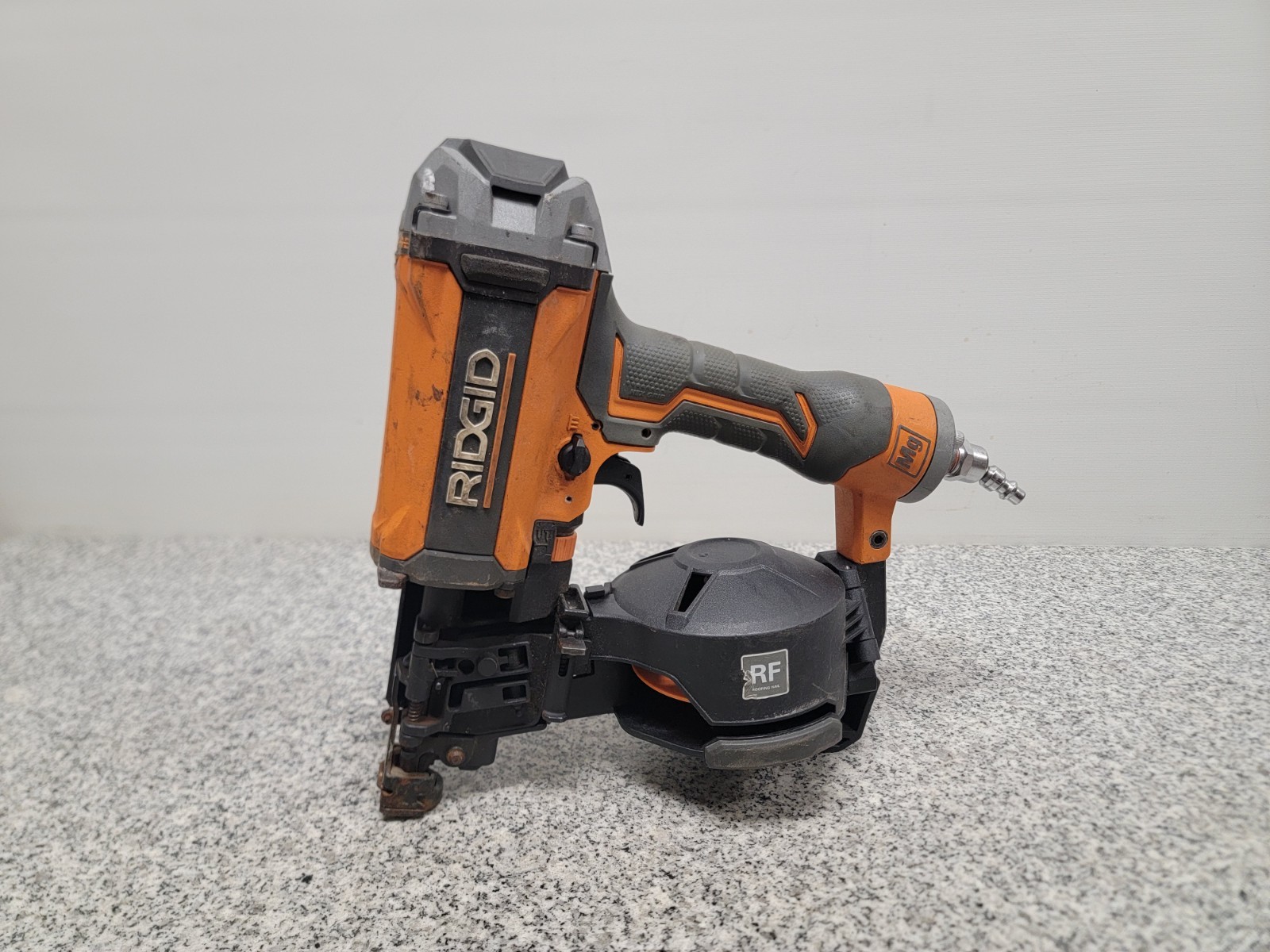 RIDGID R175RNF Pneumatic 15 Deg. 1-3/4 in. Coil Roofing Nail
