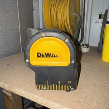 DeWalt DW082 Type 2 Laser Plumb Bob Self Leveling Level
