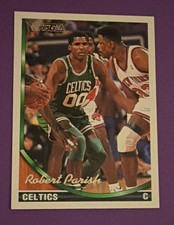 Topps 1993-94 Gold Robert Parish #142 Boston Celtics Basketball Card