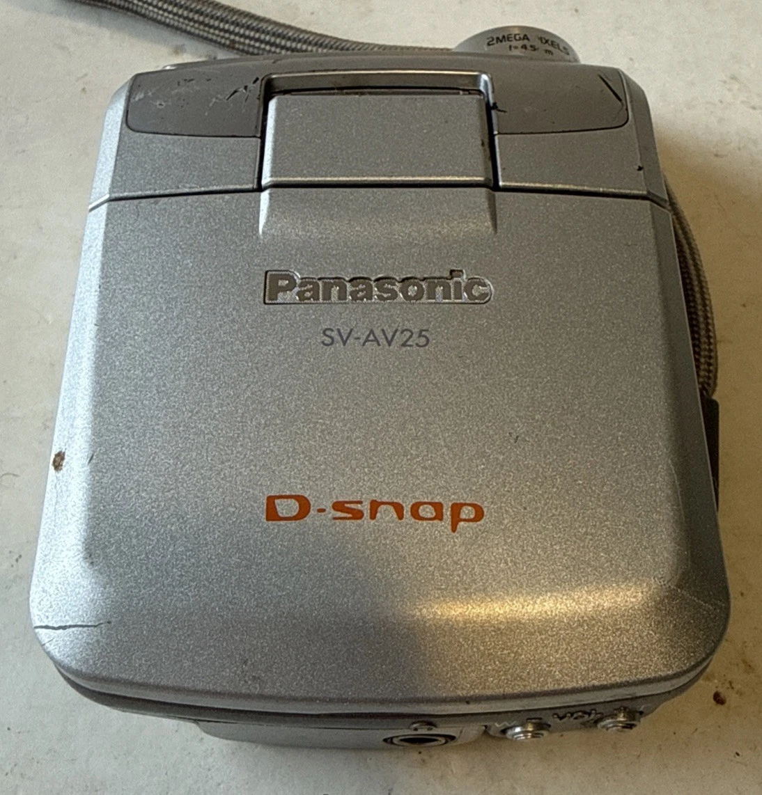Panasonic D-snap SV-AV25 Digital Palmcorder Camcorder- Silver TESTED RARE - product detail image 1