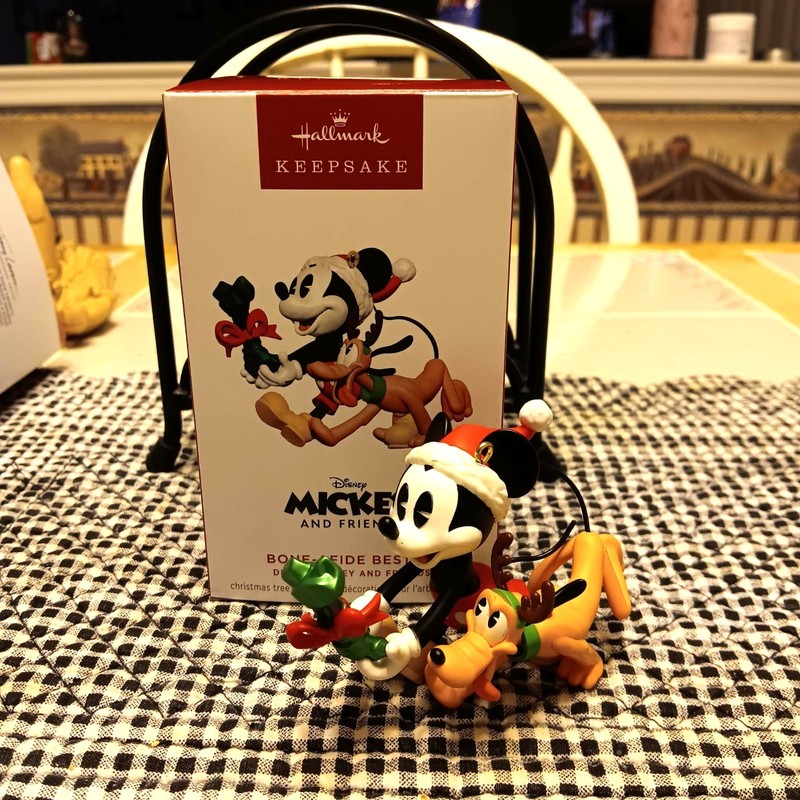 HALLMARK MICKEY MOUSE PLUTO BONE-AFIDE BESTIES 2025 DISNEY CHRISTMAS ORNAMENTS