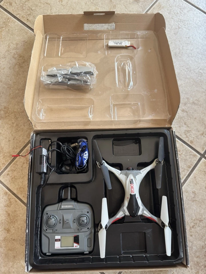 Heli-Max 230Si QuadCopter con cámara de video (rotores de 5,7") HMXE0846 Foto 3 de 4
