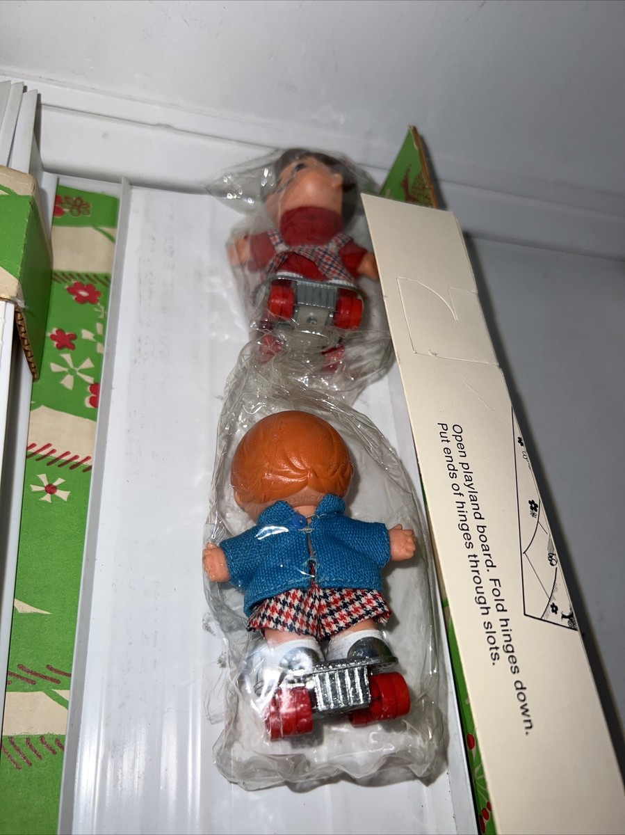 専門ショップ 'n Skate Shots Small Vintage Race Rare Mattel 1970 Dolls Set その他