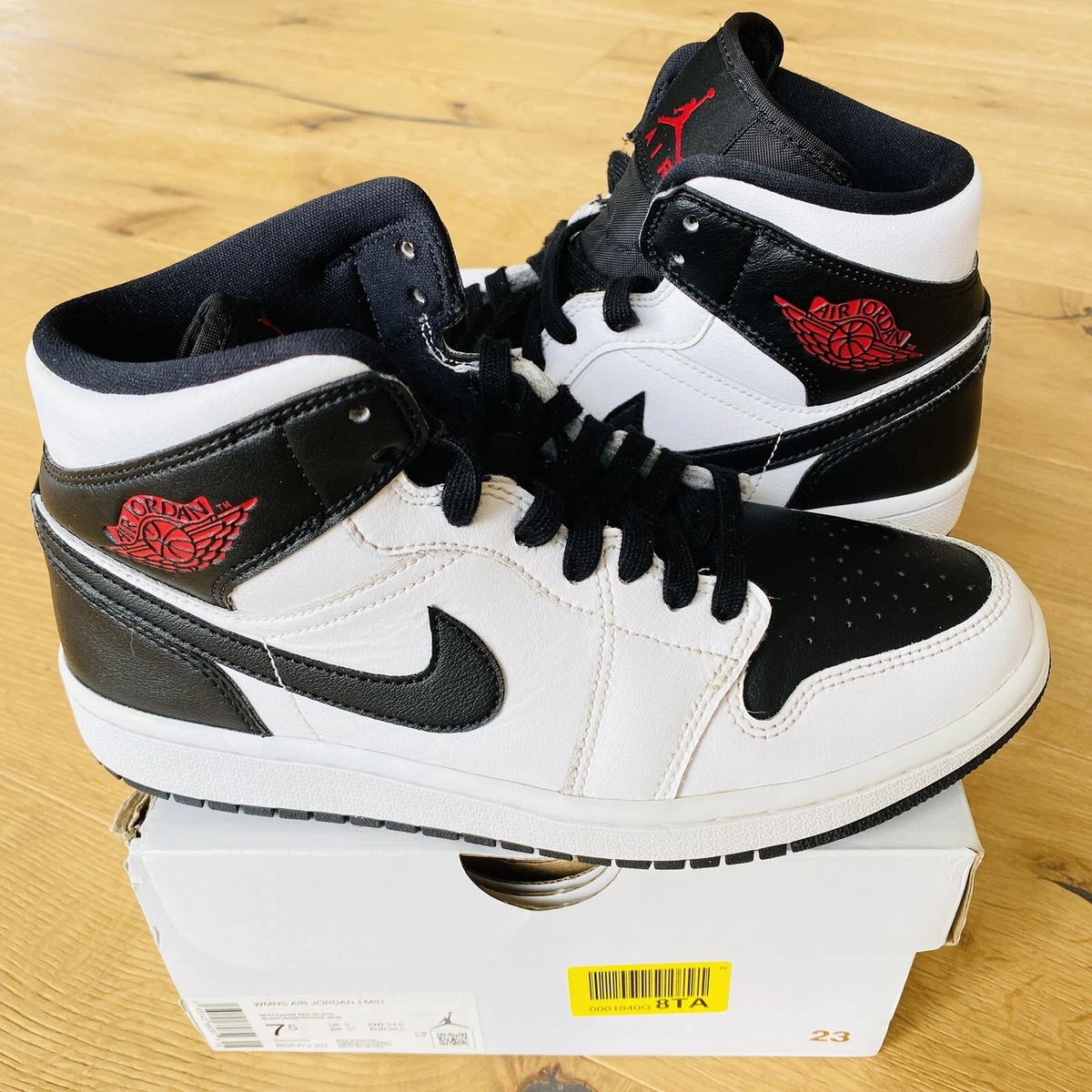 Nike Air Jordan 1 Black Toe Reverse GS Travis Scott 4 W XI 38,5 7