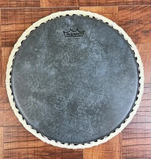 Conga Drumhead Remo, Tucked, SKYNDEEP BLACK CALFSKIN GRAPHIC M7-1106-S6-SD009