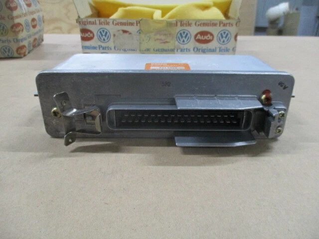 MÓDULO DE CONTROL ABS AUDI 80 90 100 BISTOCK ECU BOSCH 443907379C Foto 3 de 4