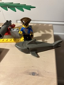 Vintage Lego System Set 1492 Battle Cove - 100% Complete - w/Instructions