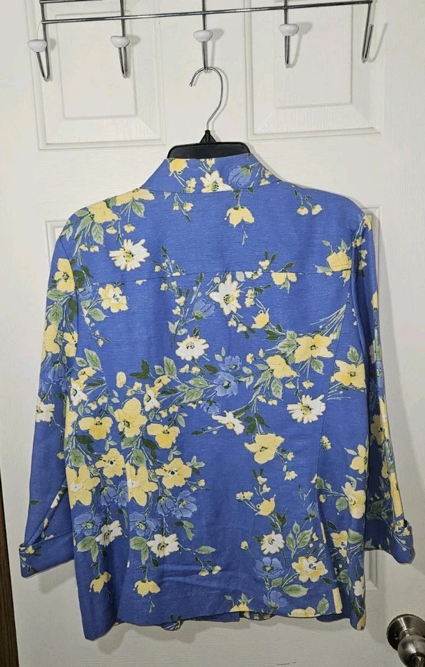Emma James Linen Blend Button Up Blouse Pretty Blue Yellow Floral Sz 14 Boho  - Image 3 of 4