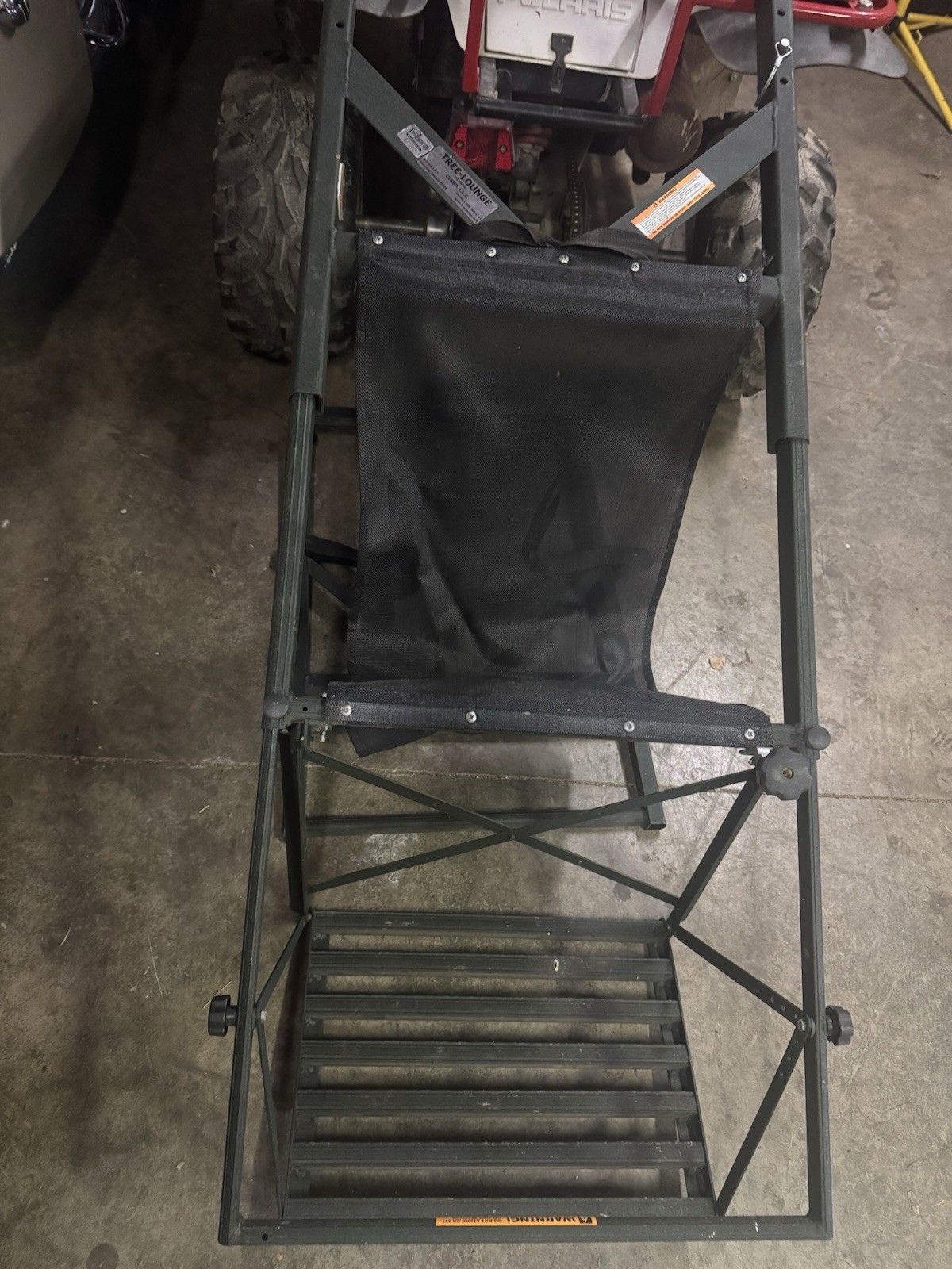 Tree lounge Climbing Tree Stand w/Bowhunter Stand, Adjustable Leveler ...