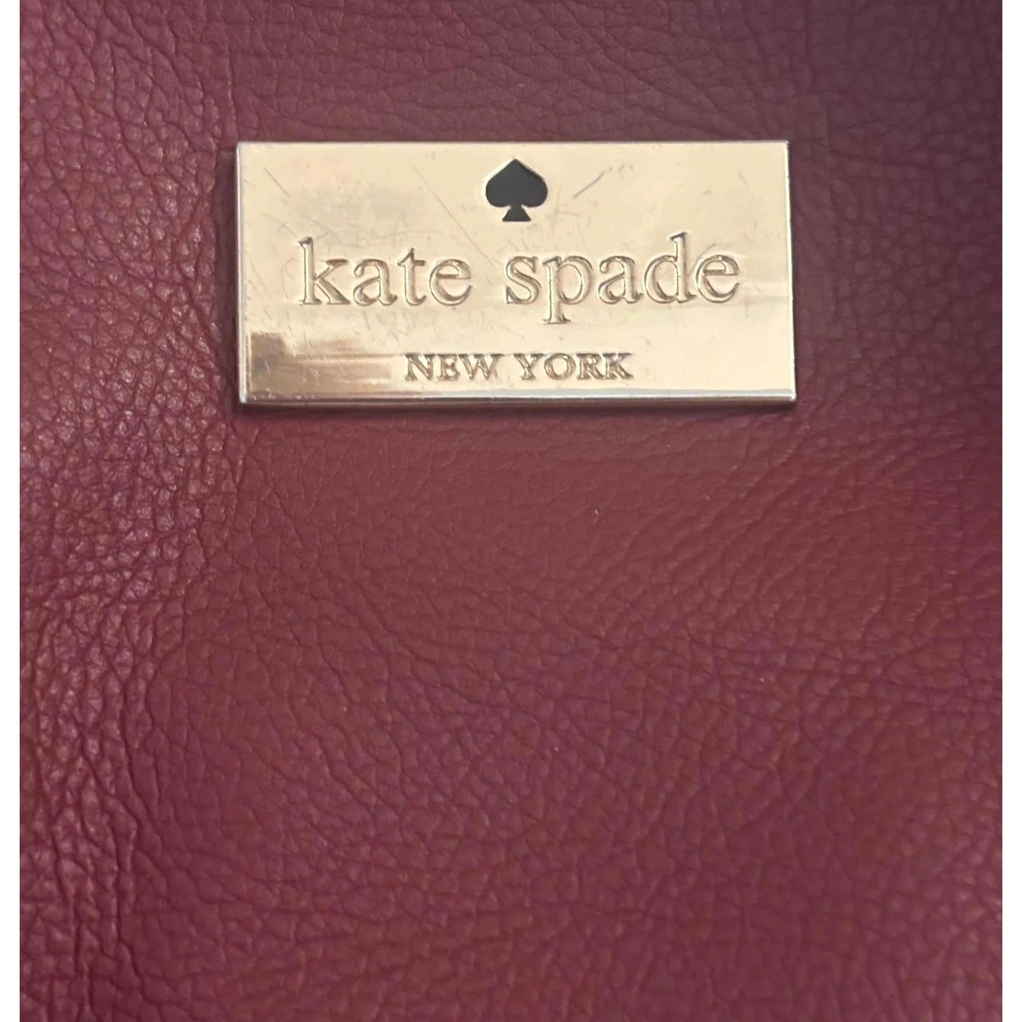 Borsa a tracolla Kate Spade rosso intenso borsetta bordo cognac perforazione cerniera lati