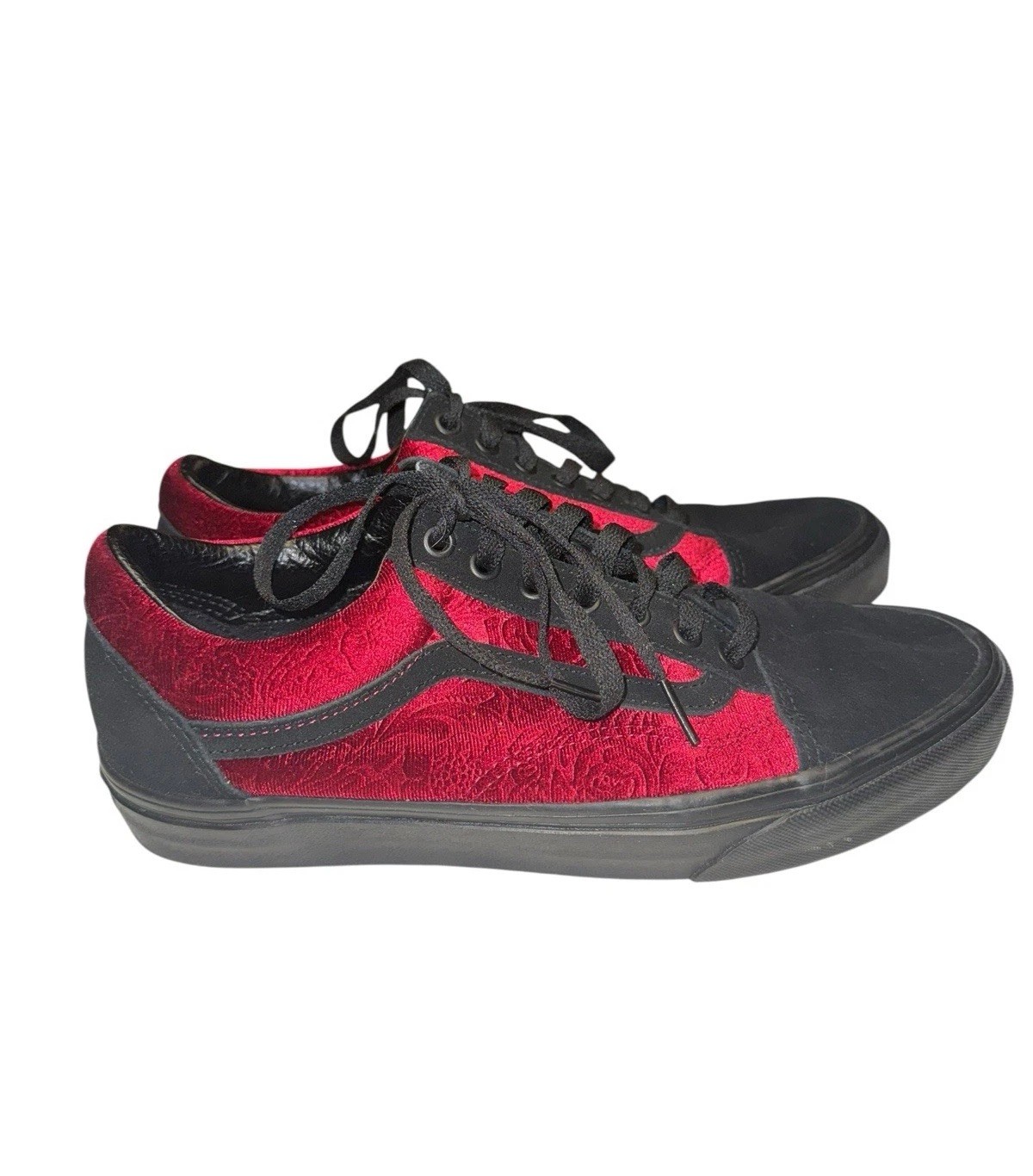 Vans Old Skool Red Velvet Black Suede Low Top Sneakers Men’s 8 Women’s 9.5